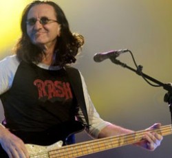 Ο Geddy Lee των Rush στο How I Met Your Mother