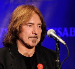 Ο Geezer Butler ανοίγει «παραθυράκι» για νέο δίσκο από τους Black Sabbath