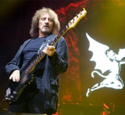 Geezer Butler (Black Sabbath): «Ονομάσαμε τον δίσκο "13" για να εκνευρίσουμε την δισκογραφική μας εταιρεία»