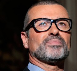 Εξιτήριο από το νοσοκομείο πήρε ο George Michael μετά από αυτοκινητικό ατύχημα 