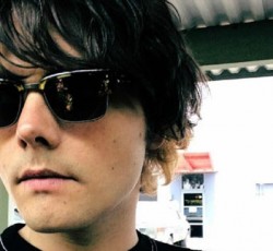 Ο Gerard Way παρουσιάζει καινούργια μουσική για πρώτη φορά μετά τη διάλυση των My Chemical Romance 