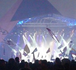 Νεκρός βρέθηκε στο Glastonbury Festival ένας εκ των στενών βοηθών του Βρετανού πρωθυπουργού 