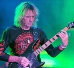 Glenn Tipton (Judas Priest): «Ο κόσμος υποτιμά τη δημοτικότητα του heavy metal» 