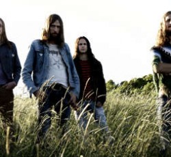 Η νέα δουλειά των Graveyard με ένα... «περίεργο» τραγούδι