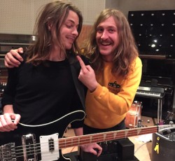 Nέος μπασίστας και νέος δίσκος για τους Graveyard 