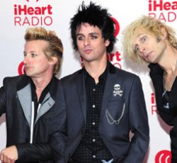 Ολόκληρο το "¡Tré!" των Green Day διαθέσιμο για streaming