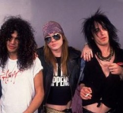 Οι Green Day τελικά θα «εισαγάγουν» τους Guns N' Roses στο Rock N Roll Hall Of Fame 