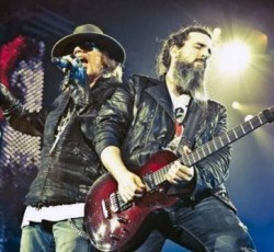 Axl Rose: «Έτοιμο το νέο album των Guns N' Roses» 