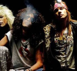 "Μερική" επανένωση των Guns N' Roses για φιλανθρωπικό σκοπό