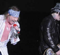 Δώδεκα νέα κομμάτια έχουν στα σκαριά οι Guns N' Roses 