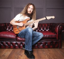 Σεμινάριο κιθάρας με τον Guthrie Govan σε λίγες μέρες στην Αθήνα 
