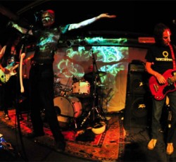 Hawklords και The Bevis Frond τον Ιούνιο στην Αθήνα 