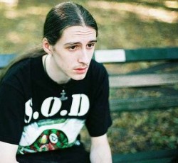 Έρευνα αποκαλύπτει υψηλά επίπεδα άγχους και κατάθλιψης στους οπαδούς της heavy metal και της hard rock μουσικής 