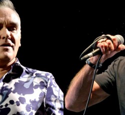 Ο Ηenry Rollins δεν θέλει να σκοτώσει τον Morrissey 