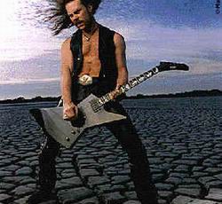 Hetfield: Ο Mustaine είναι ωραίος τύπος 