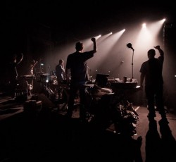 Οι High Tone ζωντανά στην Ελλάδα για δύο εμφανίσεις 