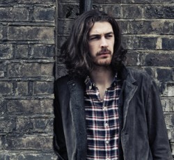 O Hozier κατηγορείται πως έκλεψε το "Take Me To Church" 