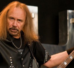 Ian Hill (Judas Priest): «Ο Richie Faulkner είναι ο ιδανικός αντικαταστάτης του K.K. Downing»
