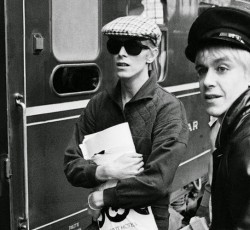 Ιggy Pop: «Η φιλία μου με τον Bowie ήταν το φως της ζωής μου» 