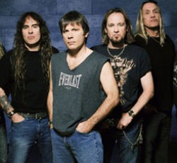 Άλλη μια συλλογή κυκλοφορούν οι Iron Maiden 