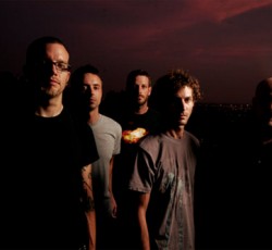 Οι Isis αλλάζουν την ονομασία της σελίδας τους στο Facebook για να αποφύγουν τη συσχέτιση με στρατιωτική ισλαμιστική οργάνωση 