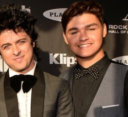 Ετοιμάζει δίσκο ο γιος του Billie Joe Armstrong