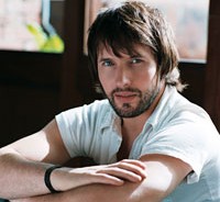 Ο James Blunt ζωντανά στην Αθήνα το Μάρτιο 