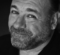 Ο κόσμος του rock εκφράζει τη λύπη του για το θάνατο του πρωταγωνιστή των Sopranos, James Gandolfini 