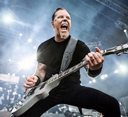 James Hetfield (Metallica): «Το thrash metal δεν θα υπήρχε χωρίς το glam» 