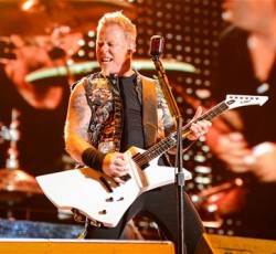 Alex Turner, Mick Jagger και Rob Halford σχολιάζουν την headline εμφάνιση των Metallica στο Glastonbury 