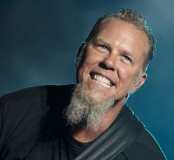 Καμπάνια εναντίον των Metallica και του James Hetfield εξαιτίας του κυνηγιού αρκούδας 