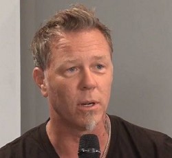 O James Hetfield δυσκολεύεται να δει το "Some Kind Of Monster" 