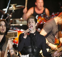 Perry Farrell (Jane's Addiction): «Ούτε εμείς κάναμε τον Duff McKagan να νιώσει άνετα»