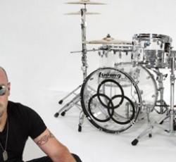 Ο Jason Bonham συνεργάζεται με τον Glenn Hughes και τον Joe Bonamassa 