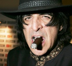 Αγνοείται ο τραγουδιστής των Killing Joke, Jaz Coleman 