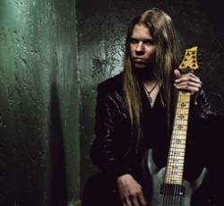 Νέο κομμάτι από την επερχόμενη δουλειά του παίζει ο Jeff Loomis (ex-Nevermore) στα EMG Studios 