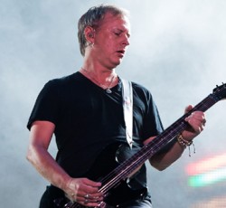 O Jerry Cantrell (Alice In Chains)  στο νέο δίσκο των Deftones
