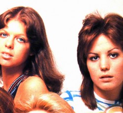 Η Joan Jett απαντά στην σοβαρή κατηγορία της Jackie Fuchs 