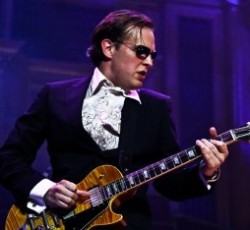 Νέο DVD από τον Joe Bonamassa / Ακούστε το πρώτο single από τη συνεργασία του με την Beth Hart