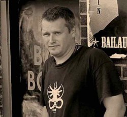 Έφυγε από τη ζωή ο drummer των Eyehategod 