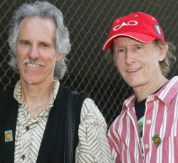 Και τα εναπομείναντα μέλη των Doors στο νέο album των Foo Fighters 