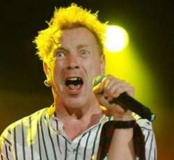 Johnny Rotten: «Ο Ozzy είναι ένας γεροπαράνομος»