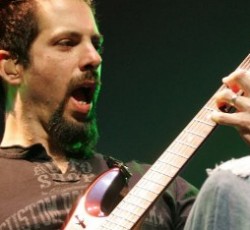 John Petrucci: «Η έκκληση του Portnoy να ξαναγίνει μέλος των Dream Theater άργησε» 
