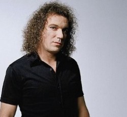 Με καρκίνο διαγνώσθηκε ο drummer των Stratovarius 