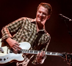 O Josh Homme ίδρυσε φιλανθρωπικό οργανισμό 
