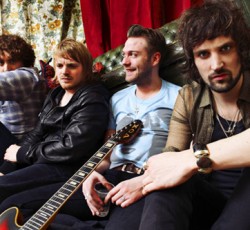Φραγμένοι στο αγγλικό στοίχημα... οι Kasabian 