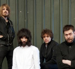 Οι Kasabian διασκευάζουν Iggy Azalea και αποκαλύπτουν τα σχέδια που έχουν για το ντεμπούτο τους 