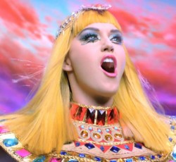 Πώς θα διασκεύαζαν Katy Perry οι System Of A Down και οι Type O Negative; 