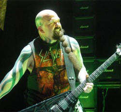 Kerry King (Slayer): «Αυτή είναι η δουλειά μου και πρέπει να βγάλω χρήματα» 