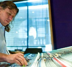 Ο Kevin Shirley μιλάει για τους νέους δίσκους των Iron Maiden και των Black Country 